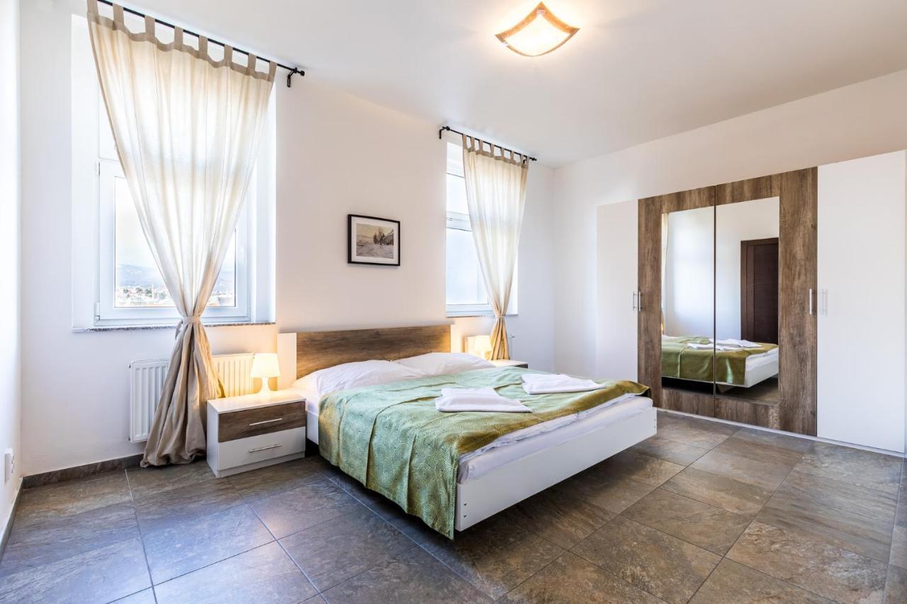 Teplice Apartments U Schodu Esterno foto